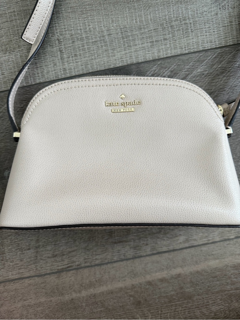 Kate Spade Patterson Drive Peggy Crossbody soft taupe
